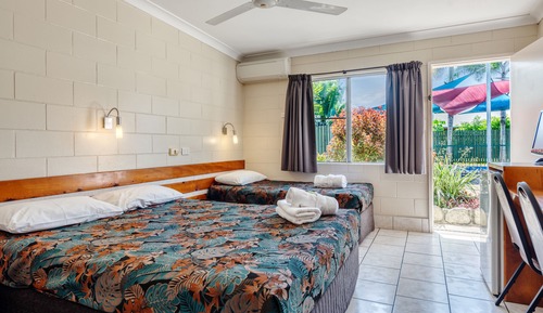 Triple Room