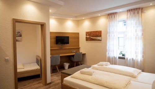 Family Room, 2 Bedrooms
