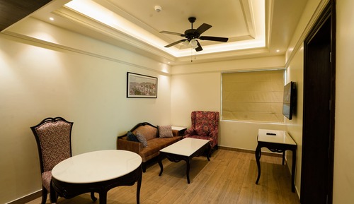 Deluxe Suite