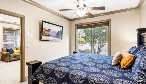 Condo, 1 King Bed with Sofa bed, Patio, Mountain View (Sweet Retreat)