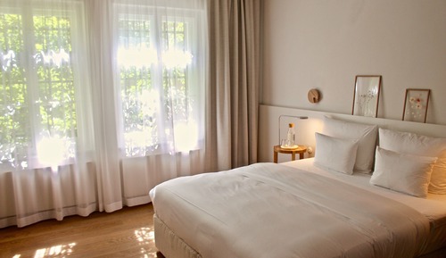 Suite (07 - Garden)