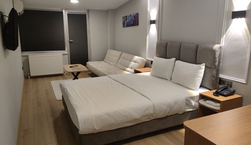 Deluxe Room, Terrace, City View