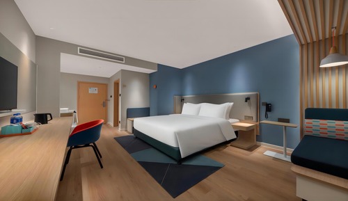Room (Specialty)