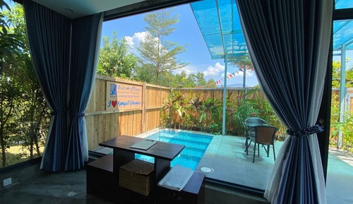 Deluxe Villa