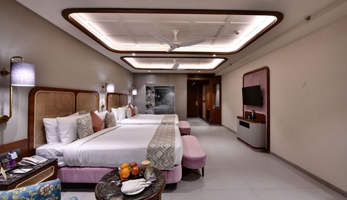 Hazel Suite