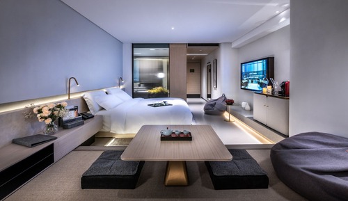 City Room, 1 Queen Bed