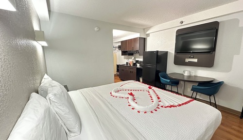 Standard Room, 1 Queen Bed, Accessible, Non Smoking