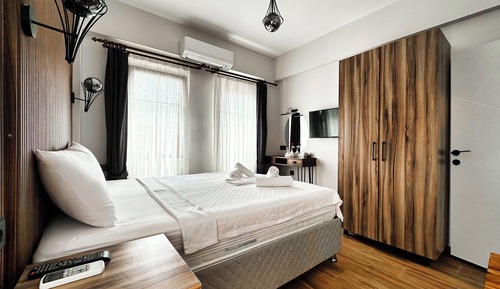 Junior Double Room, Garden View