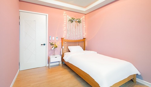 Basic Room, 3 Bedrooms (Type²  bedroom)
