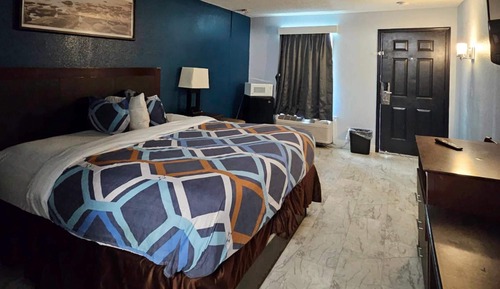 Room, 1 King Bed, Accessible, Non Smoking