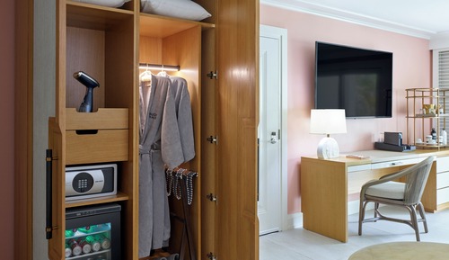 Suite, 1 Bedroom, Non Smoking, Ocean View (Balcony)