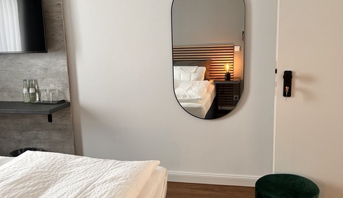 Design Double Room, Private Bathroom, City View