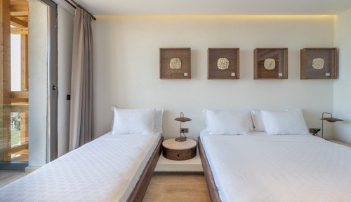 Superior Triple Room