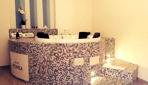 Deluxe Studio Suite