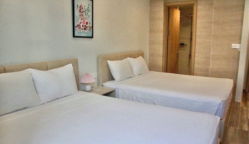 Economy Room