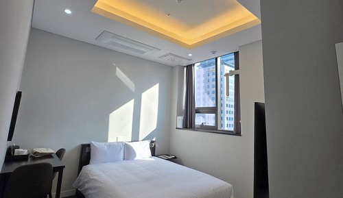 Deluxe Double Room, 1 Double Bed, Non Smoking, City View