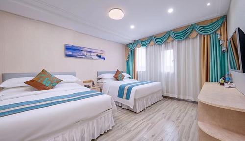 Premier Twin Room