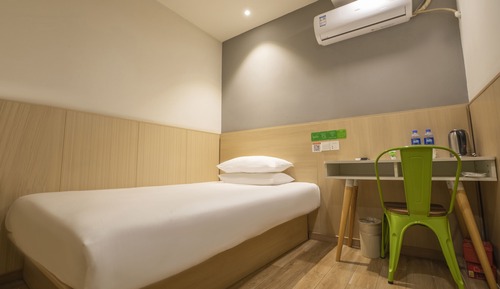 Basic Single Room, 1 Large Twin Bed, Non Smoking, Annex Building