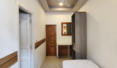 Economy Single Room