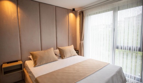 Comfort Room, 1 King Bed, Sea View