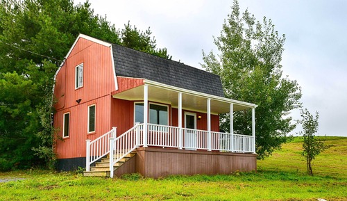 House (2 Bedrooms)