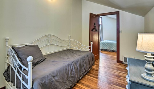 House (5 Bedrooms)