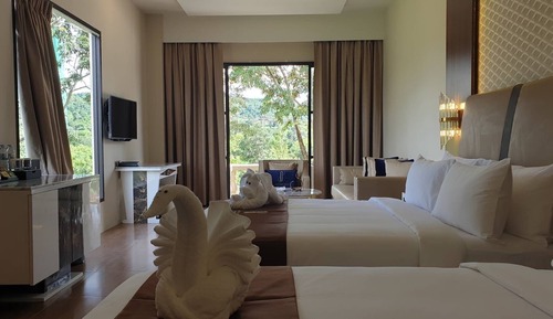 Presidential Room, Garden View