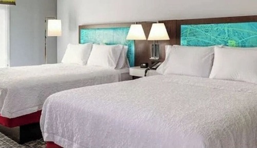Room, 2 Queen Beds, Accessible, Bathtub