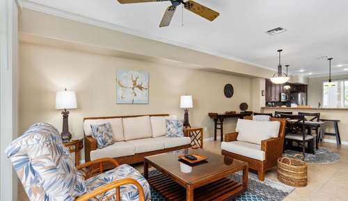 Condo, 2 Bedrooms