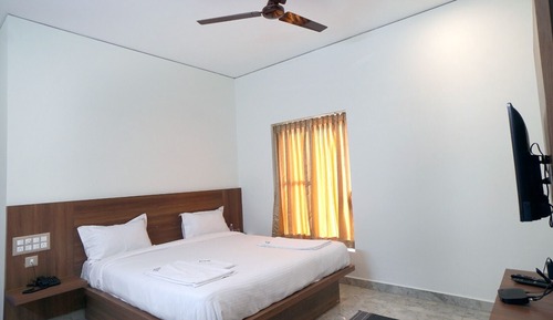 Standard Double Room, City View