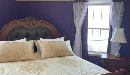 Royal Room