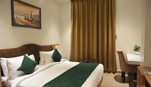 Royal Room