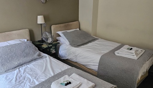 Deluxe Twin Room