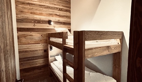 Premium Apartment