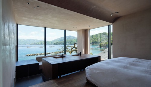 Deluxe Suite, Non Smoking (301)