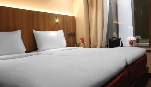 Tyrwhitt Superior Room