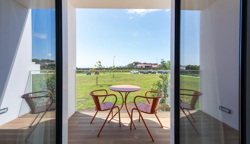 Single Room, Sea View