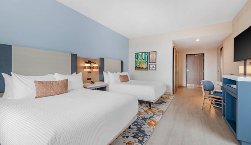 Standard Room, 2 Queen Beds, Accessible, Non Smoking (Roll-In Shower)