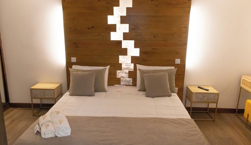 Deluxe Double or Twin Room