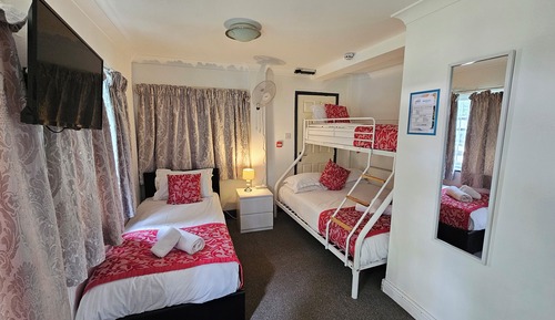 Exclusive Triple Room