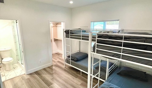 Comfort Shared Dormitory