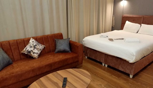 Economy Studio Suite