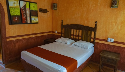 Economy Room