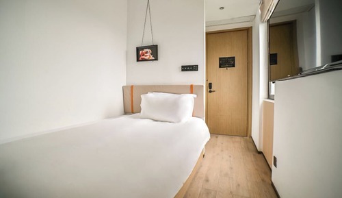 Junior Room