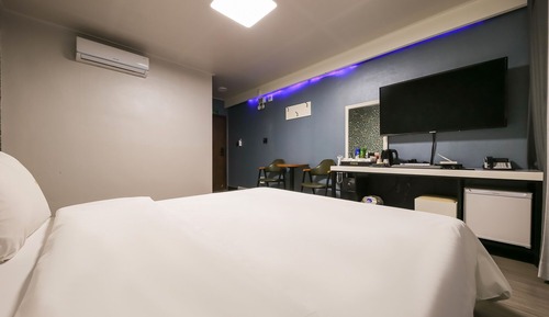 Room (Standard Room (Bed))