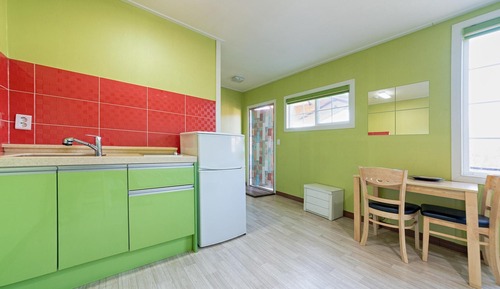 Basic Room, 1 Bedroom (Geneva)