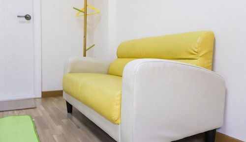Room (Cherry Room)