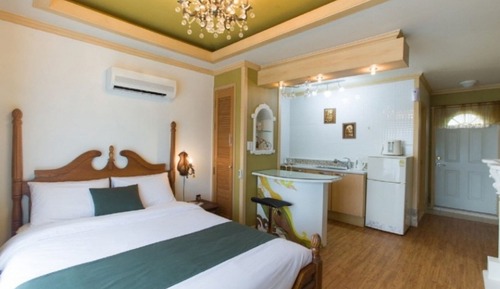Room (Cozy102)