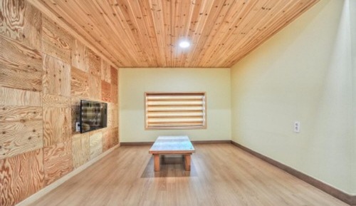 Room (Ayoung Room 201 (Duplex))