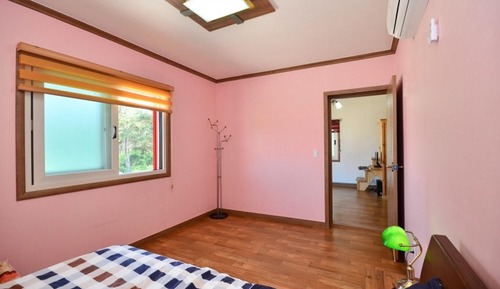 Room (O'Neill (Duplex))